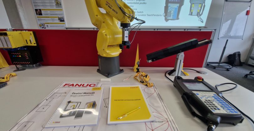 Školení našich zaměstnanců – obsluha a programování robotů FANUC