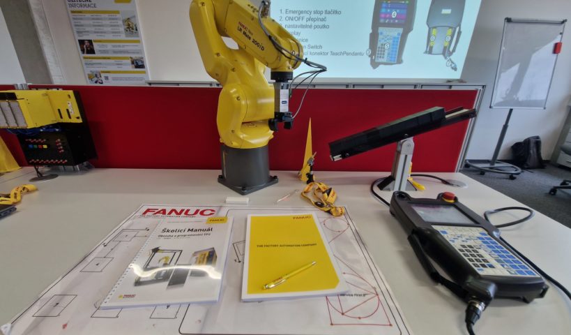 Školení našich zaměstnanců – obsluha a programování robotů FANUC