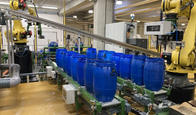 Robotic workstation for depalletizing, pouring and washing of barrels – Trafin Oil
